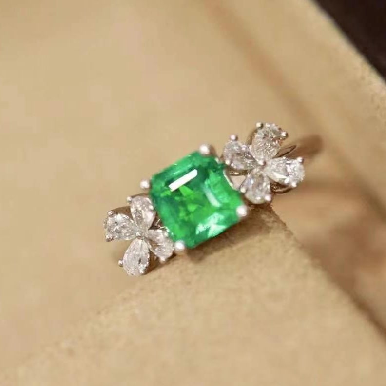 14k Gold 1.41 Ctw Natural Emerald & Diamond Ring - 5