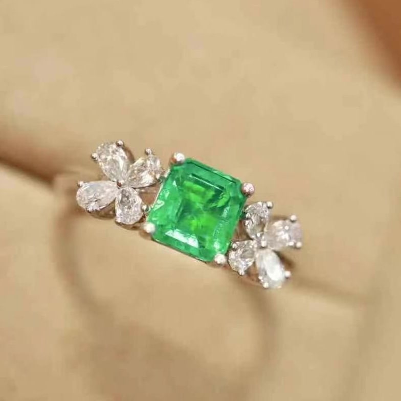 14k Gold 1.41 Ctw Natural Emerald & Diamond Ring - 6