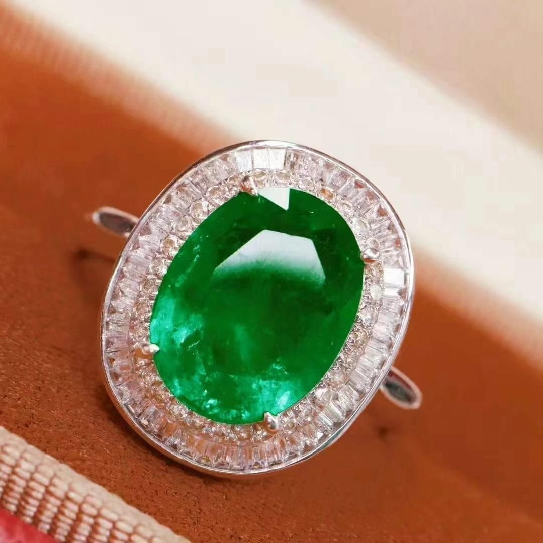 14k Gold 3.10 Ctw Vivid Green Natural Emerald & Diamond Ring - 5