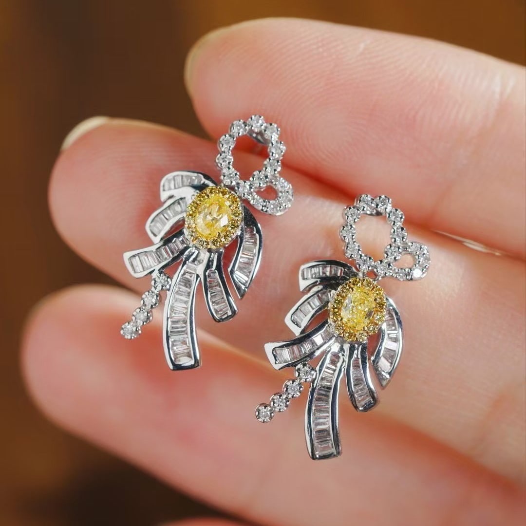 14k Gold 0.90 Ctw Natural Yellow Diamond & Diamond Earrings - 3