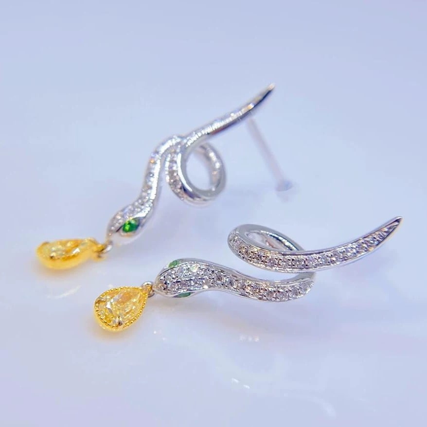 14k Gold 0.51 Ctw Natural Yellow Diamond & Diamond Earrings - 3