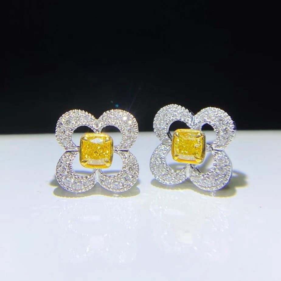 14k Gold 0.34 Ctw Natural Yellow Diamond & Diamond Earrings: Ref:230950010 // gold content:14k gold // main gemstone:yellow diamond // shape:cushion // carat weight:0. 23ct // color:yellow // treatment:natural // // adjacent gemstone 2 : diamond //