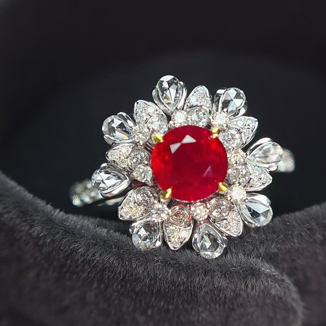 14k Gold 1.15 Ct Natural Ruby & Diamond Ring - 6