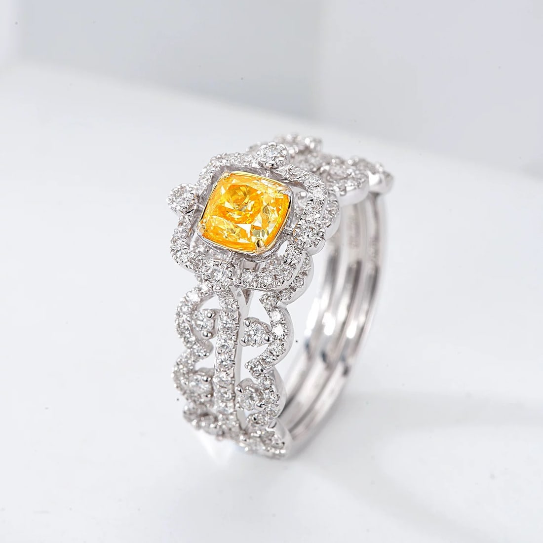 14k Gold 1.35 Ctw Natural Yellow Diamond & Diamond Ring - 2