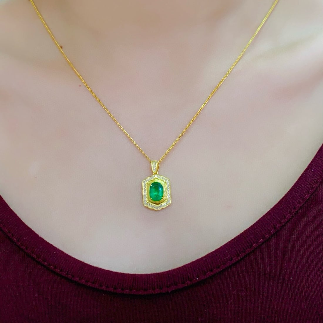 14k Gold 1.76 Ctw Vivid Green Natural Emerald & Diamond Pendant( Without Chain ) - 5