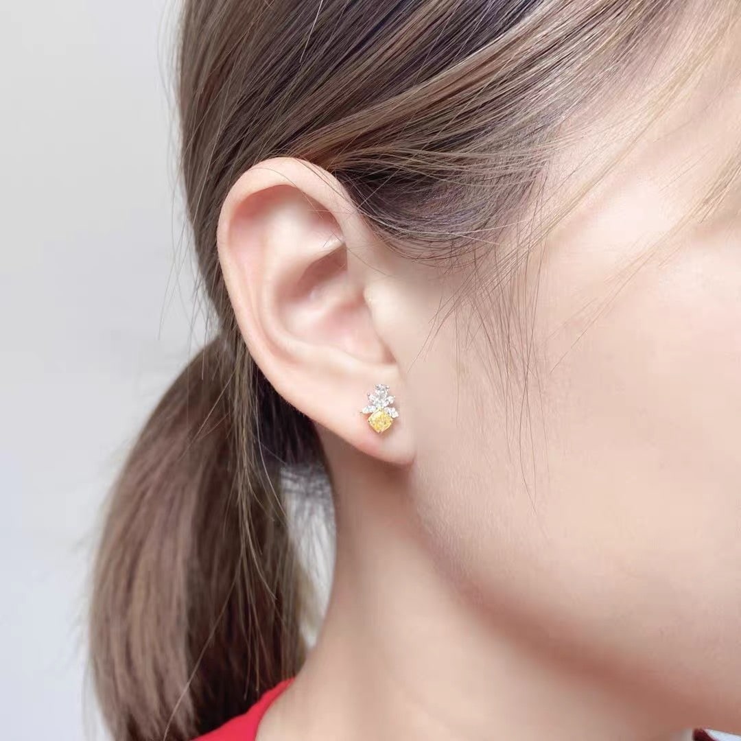 14k Gold 0.75 Ctw Natural Yellow Diamond & Diamond Earrings - 4