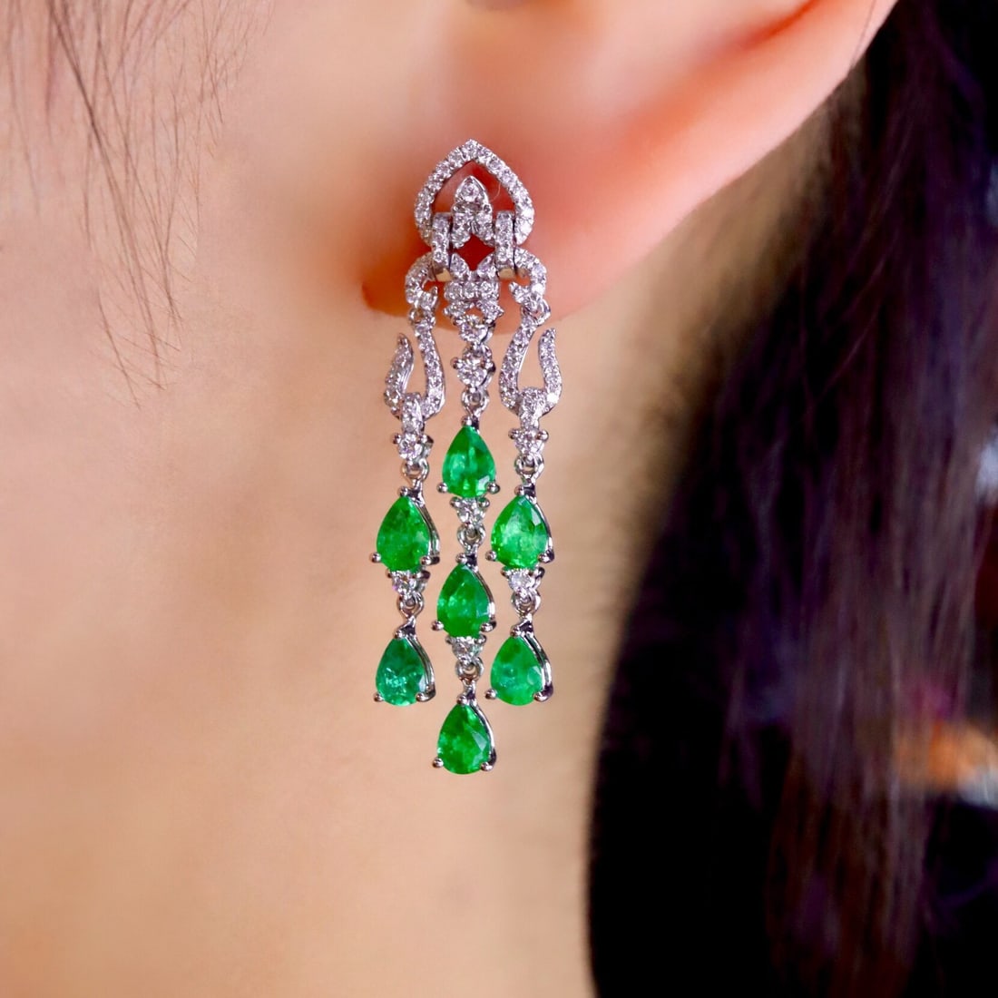 14k Gold 2.67 Ctw Vivid Green Natural Emerald & Diamond Earrings - 3