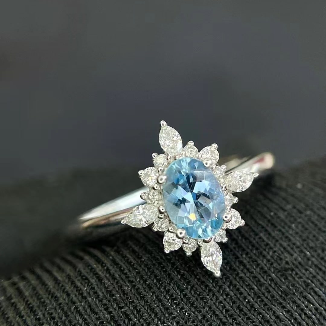 14k Gold 0.57 Ctw Natural Aquamarine & Diamond Ring - 2
