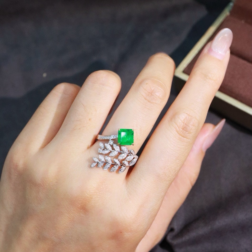 14k Gold 1.47 Ctw Vivid Green Natural Emerald & Diamond Ring - 4