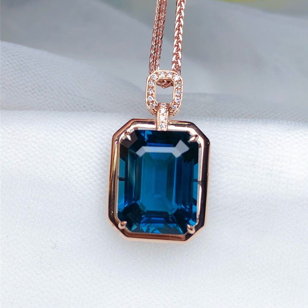 14k Gold 9.15 Ct Natural Topaz & Diamond Pendant( Without Chain ) - 6