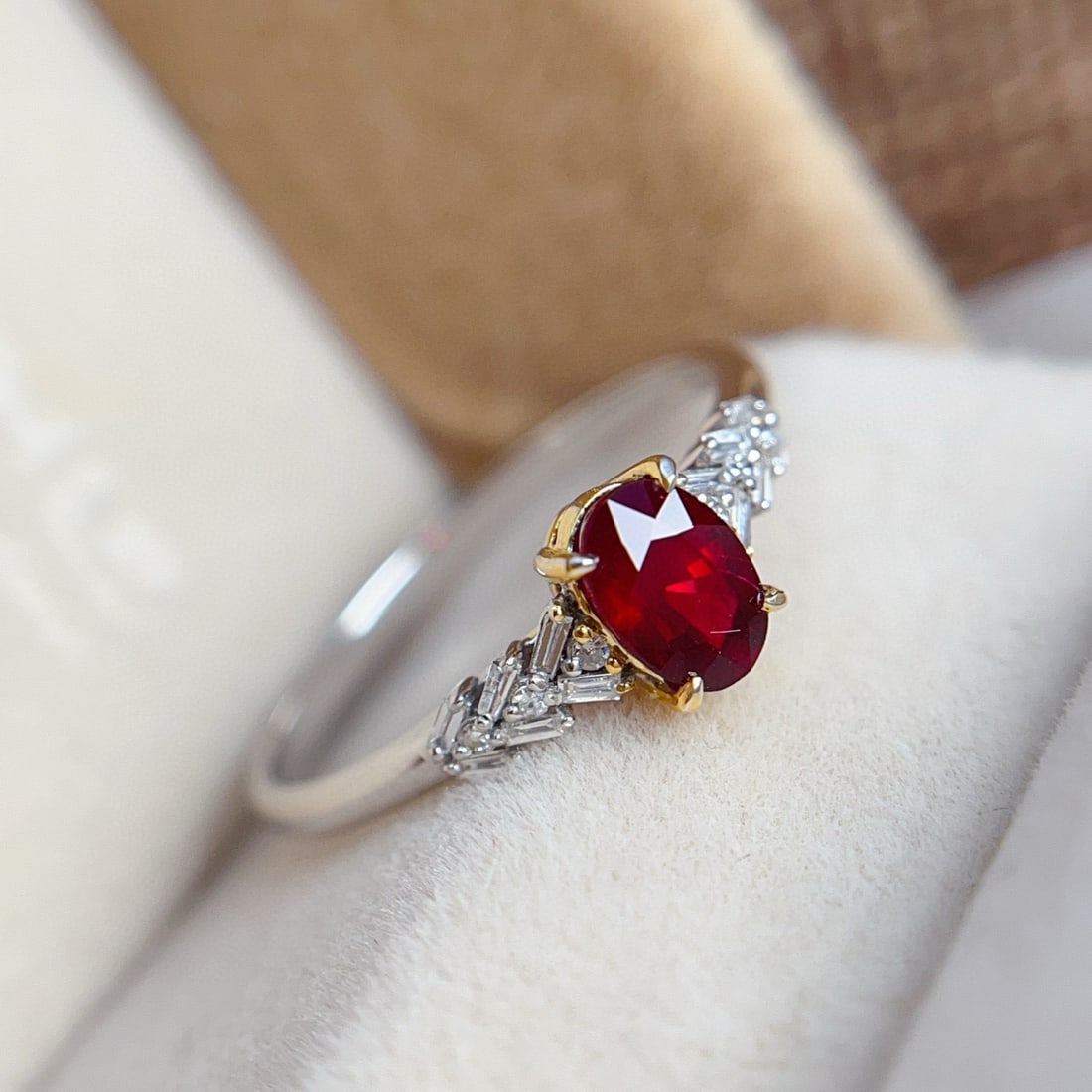 14k Gold 0.70 Ct Vivid Red Natural Ruby & Diamond Ring - 3