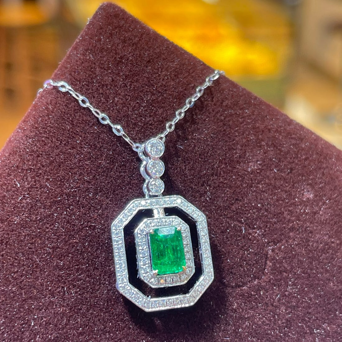 14k Gold 0.80 Ct Vivid Green Natural Emerald & Diamond Pendant( Without Chain ) - 4