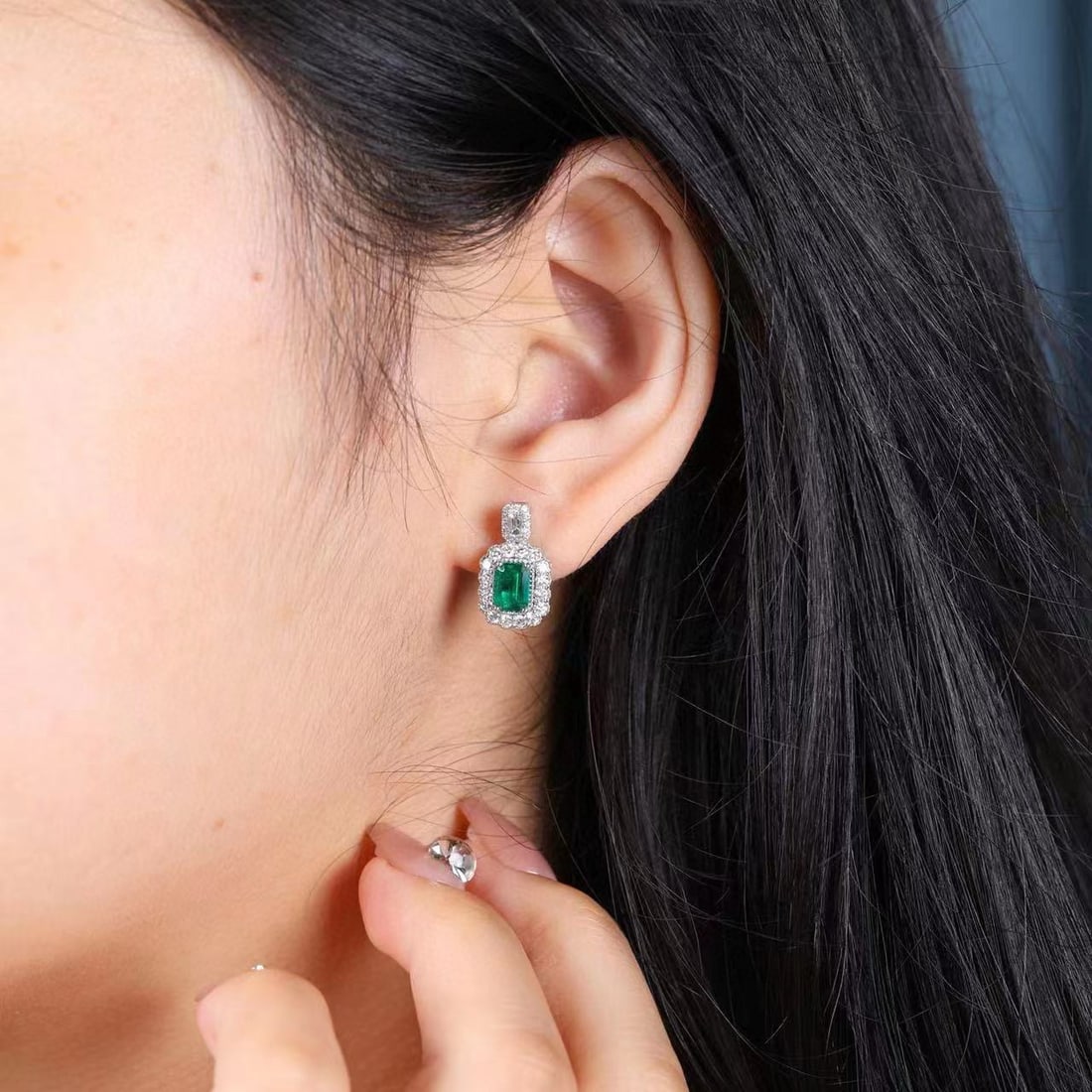 14k Gold 2.02 Ctw Vivid Green Natural Emerald & Diamond Earrings - 2