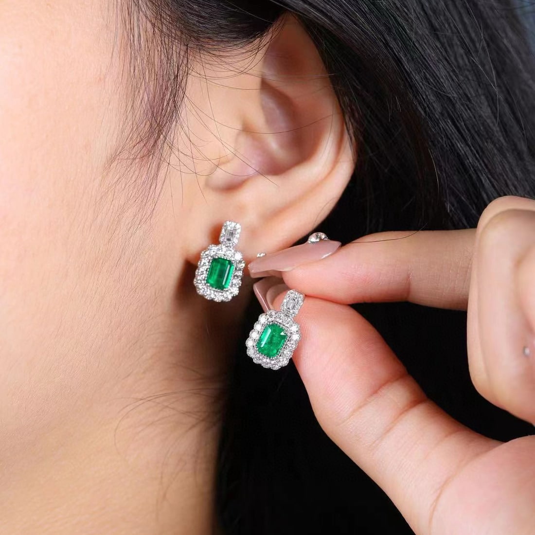 14k Gold 2.02 Ctw Vivid Green Natural Emerald & Diamond Earrings - 3
