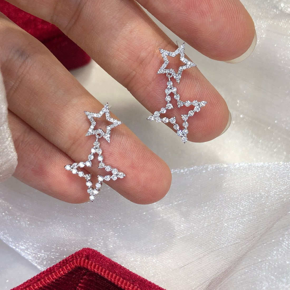 14k Gold 0.68 Ct Natural H Diamond Earrings - 2