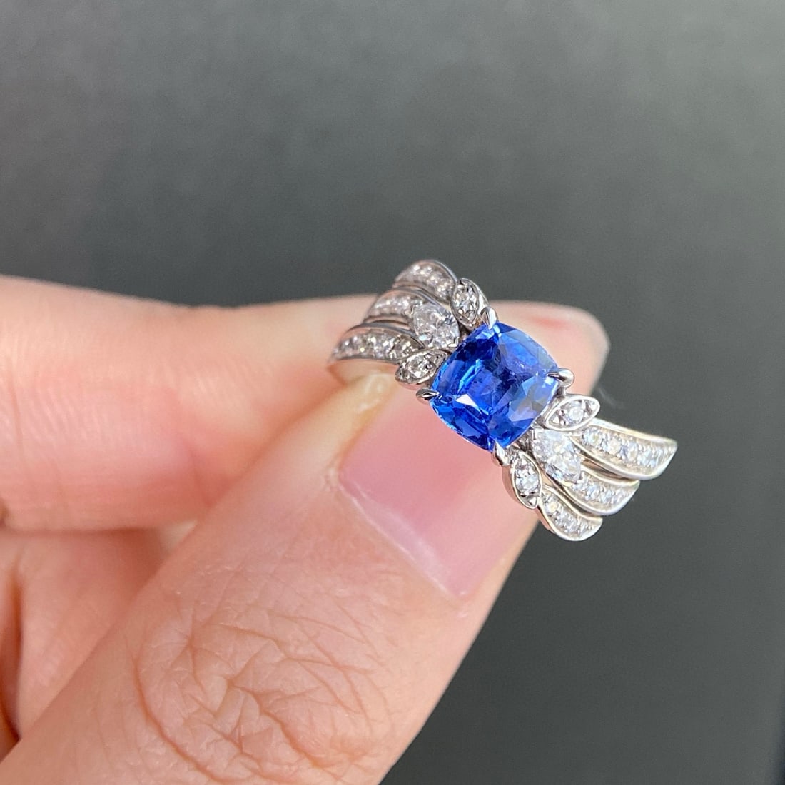 14k Gold 1.79 Ctw Natural Sapphire & Diamond Ring: Ref:230950230 // gold content:14k gold // ring size:7. 25us // // main gemstone:sapphire // shape:cushion // carat weight:1. 31ct // color:cornflower blue // treatment:natural // // adjacent