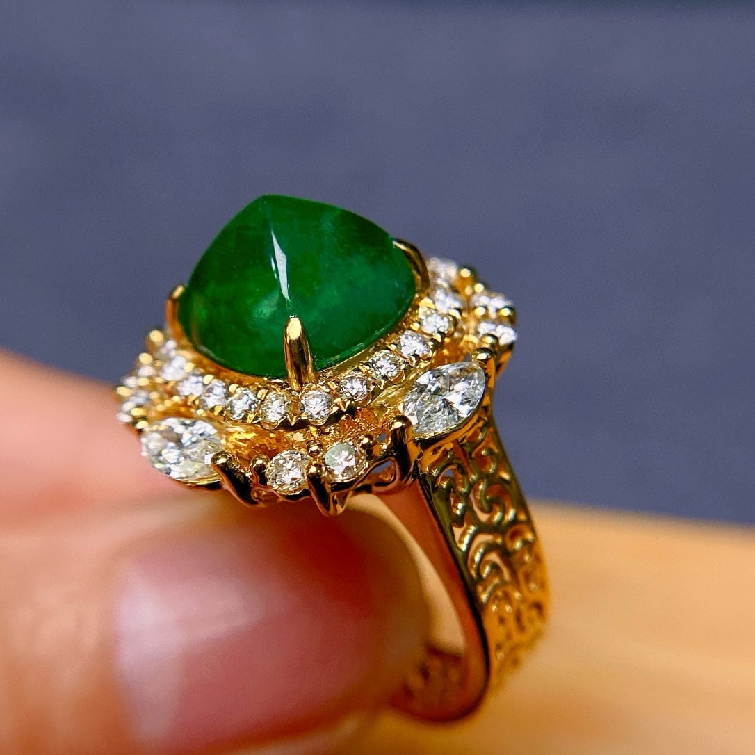 14k Gold 6.23 Ctw Vivid Green Natural Emerald & Diamond Ring - 4