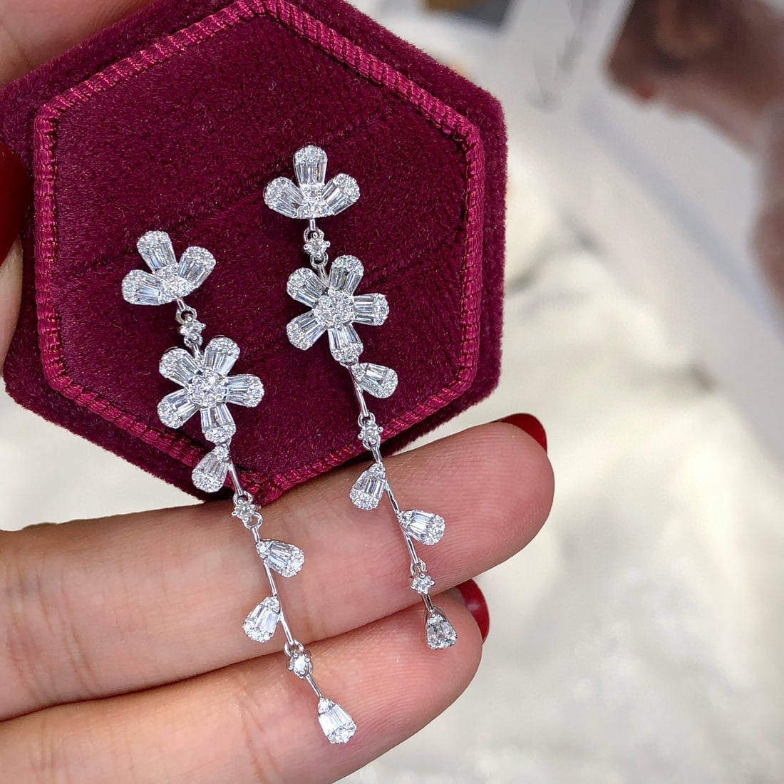 14k Gold 1.06 Ct Natural H Diamond Earrings - 4