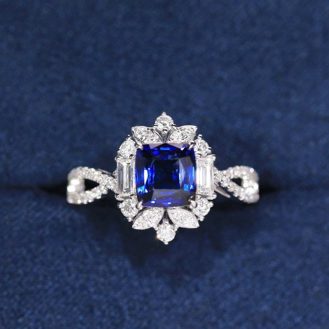 14k Gold 2.13 Ctw Natural Sapphire & Diamond Ring - 6