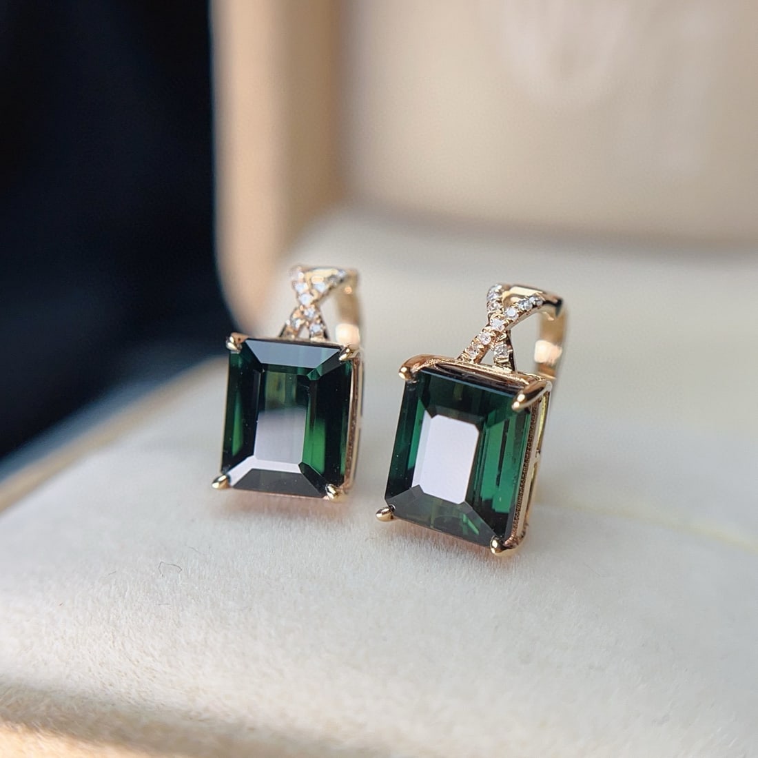 14k Gold 4.60 Ct Natural Tourmaline & Diamond Earrings - 3