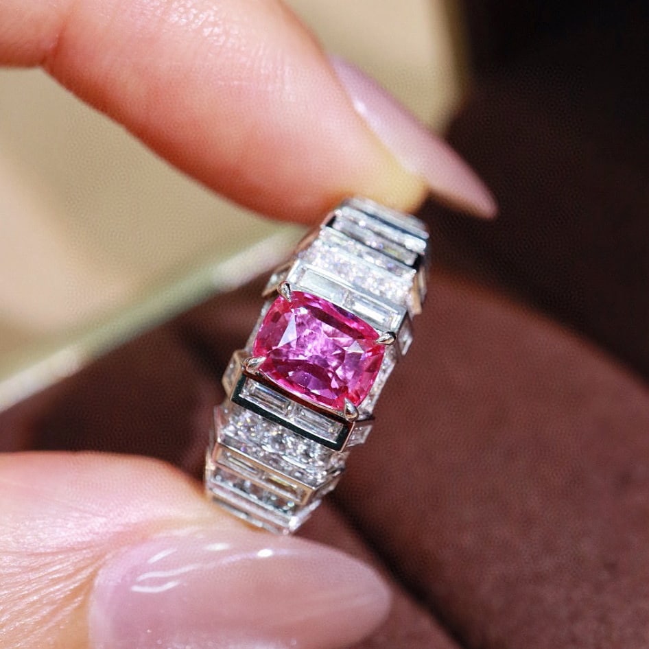 14k Gold 2.54 Ctw Natural Padparadscha Sapphire & Diamond Ring - 3