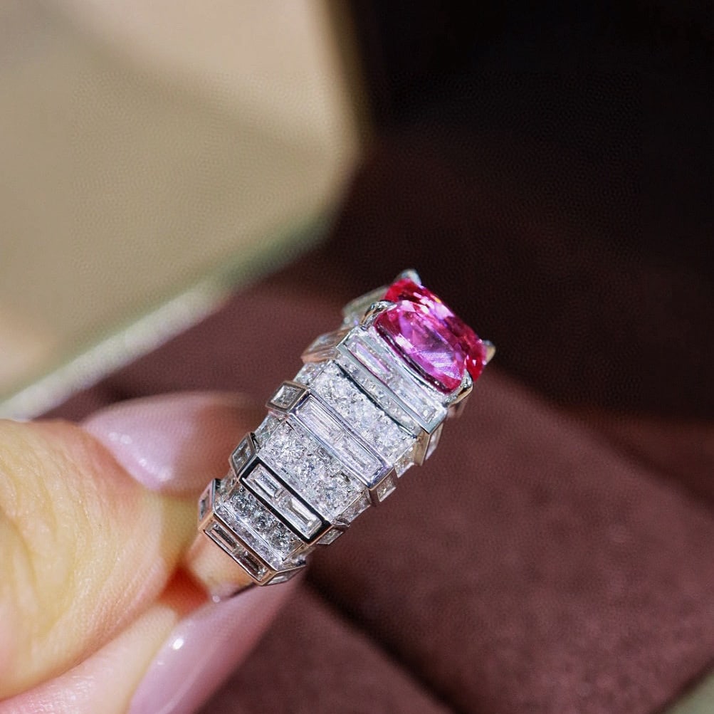 14k Gold 2.54 Ctw Natural Padparadscha Sapphire & Diamond Ring - 4