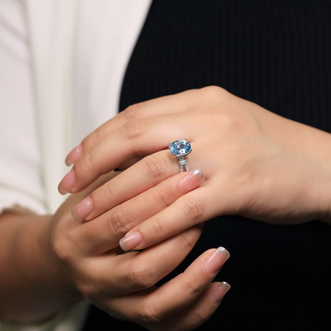 14k Gold 3.57 Ctw Natural Aquamarine & Diamond Ring - 2