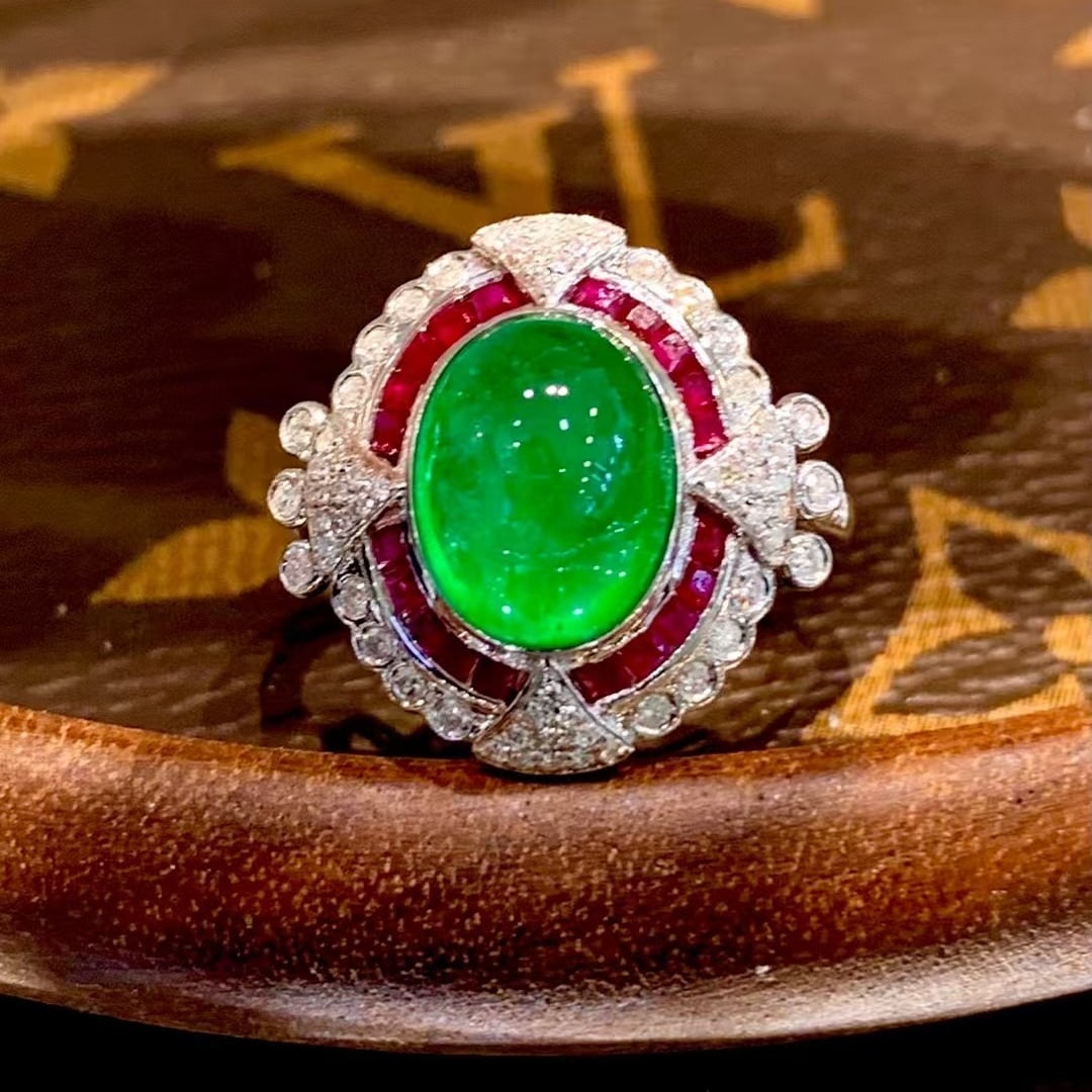 14k Gold 3.5 Ct Vivid Green Natural Emerald & Diamond & Ruby Ring: Ref:230950278 // gold content:14k gold // ring size:7. 25us // // main gemstone:emerald // shape:oval // carat weight:3. 5ct // color:vivid green // treatment:natural // // adjacent gemstone 2 : diamo