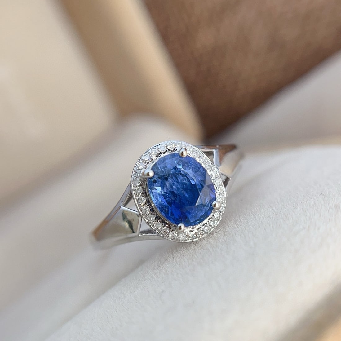 14k Gold 1.25 Ct Natural Sapphire & Diamond Ring - 6