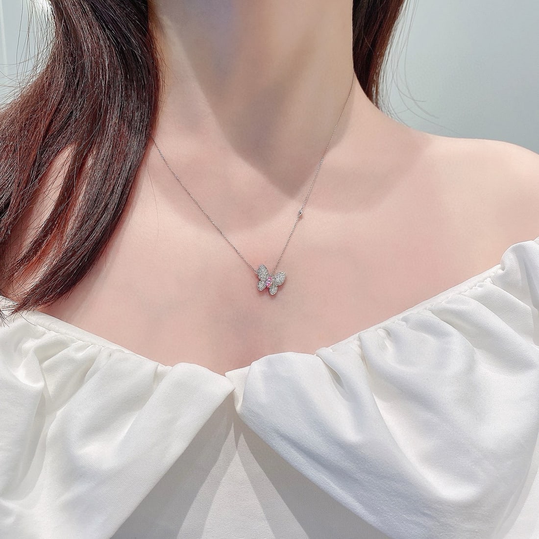 14k Gold 0.37 Ctw Natural Pink Diamond & Diamond & Butterfly Necklace - 2