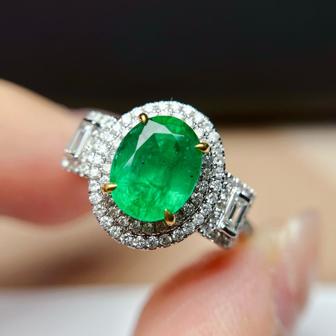 14k Gold 1.85 Ct Vivid Green Natural Emerald & Diamond Ring - 4