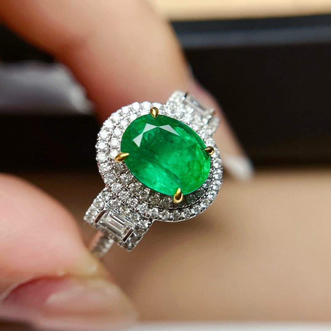 14k Gold 1.85 Ct Vivid Green Natural Emerald & Diamond Ring - 5