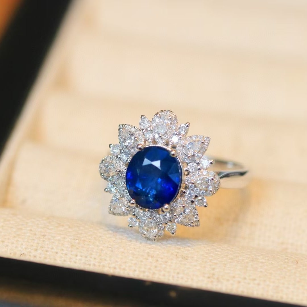 14k Gold 3.60 Ctw Natural Sapphire & Diamond Ring - 2