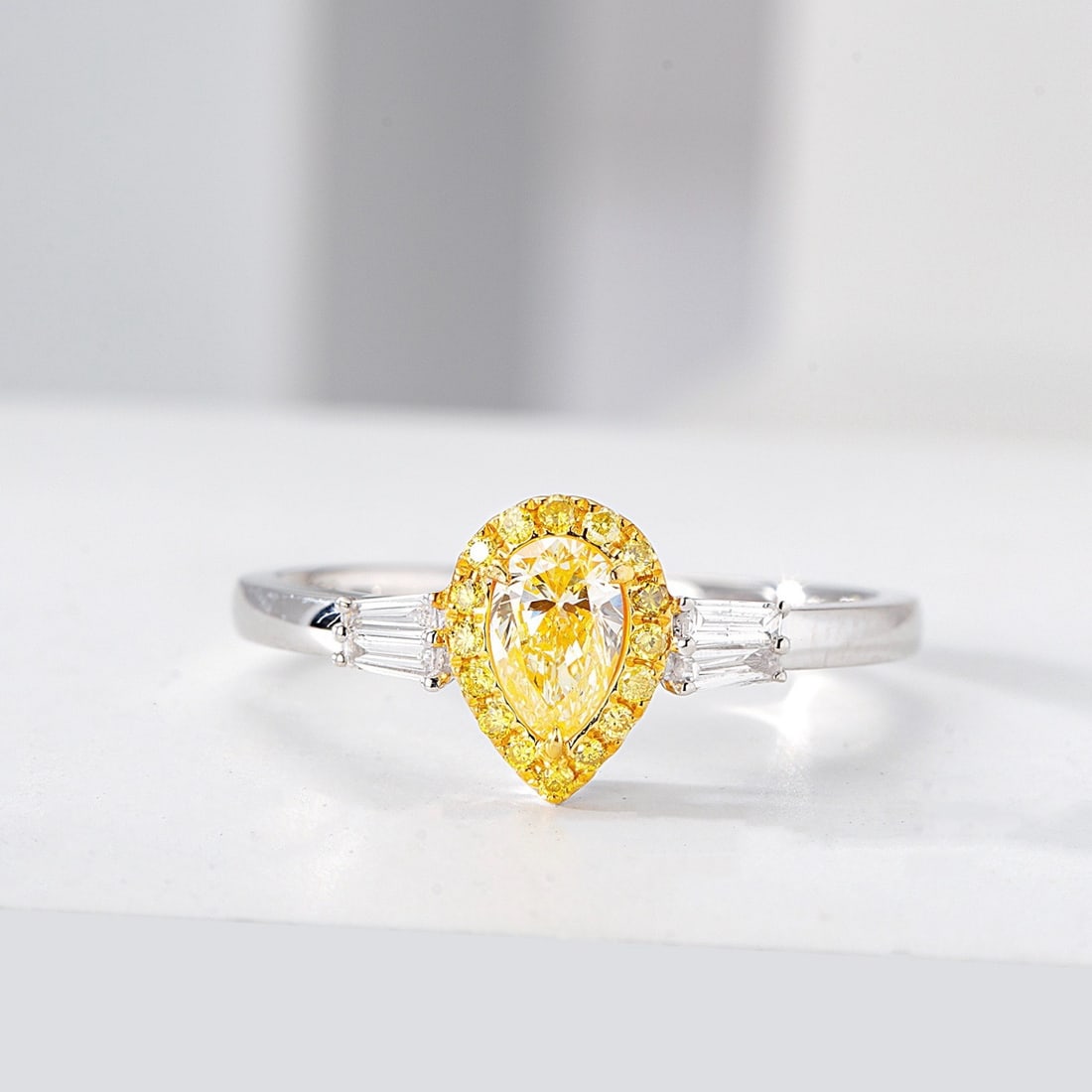 14k Gold 0.46 Ctw Natural Yellow Diamond & Diamond Ring: Ref:230950318 // gold content:14k gold // ring size:7. 25us // // main gemstone:yellow diamond // shape:pear // carat weight:0. 3ct // color:yellow // treatment:natural // // adjacent gemstone 2 :