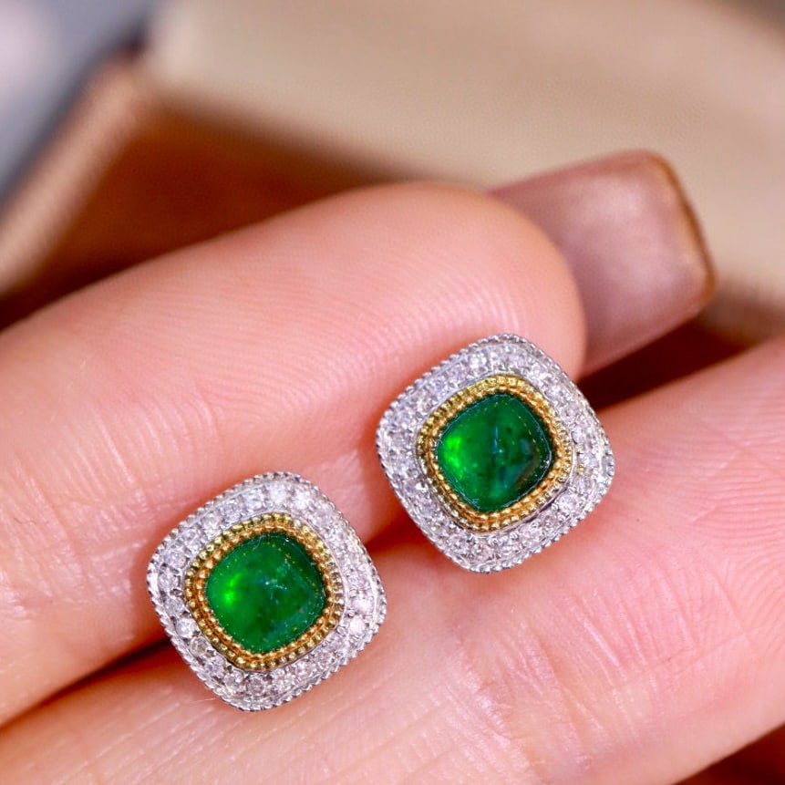 14k Gold 1.12 Ctw Vivid Green Natural Emerald & Diamond Earrings - 6