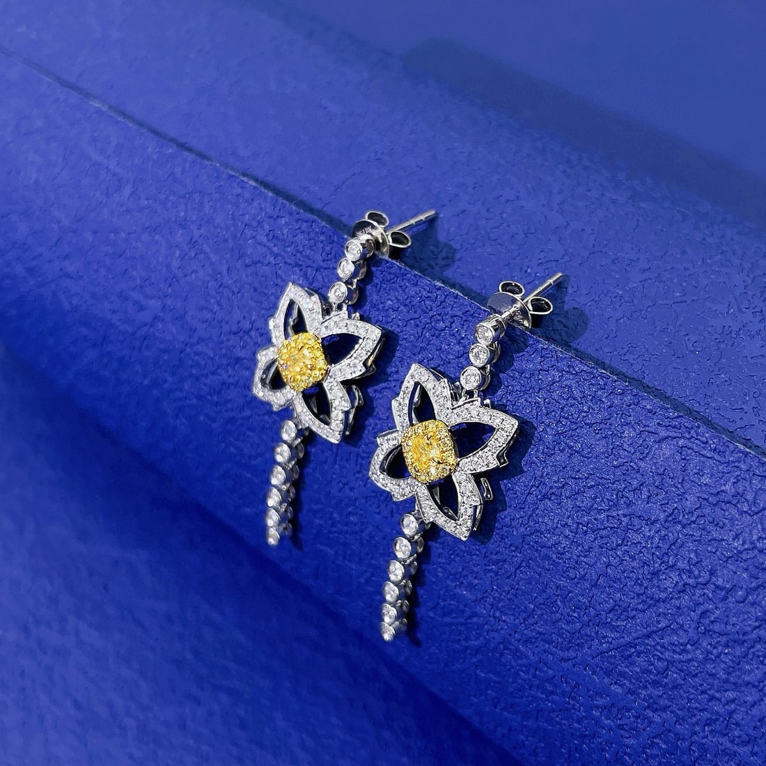 14k Gold 0.81 Ctw Natural Yellow Diamond & Diamond Earrings - 3