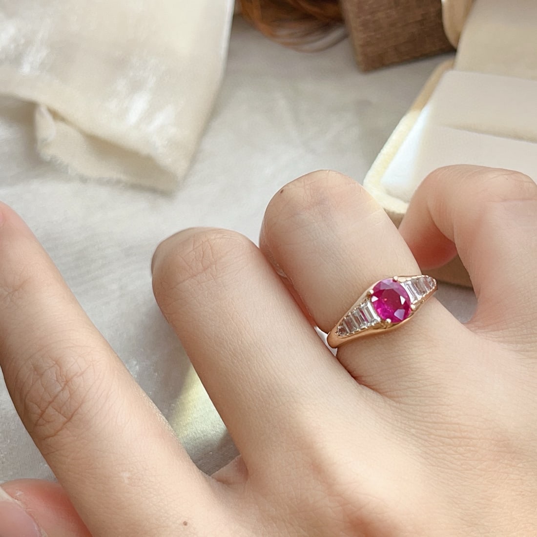 14k Gold 1.25 Ct Natural Ruby & Sapphire Ring - 2