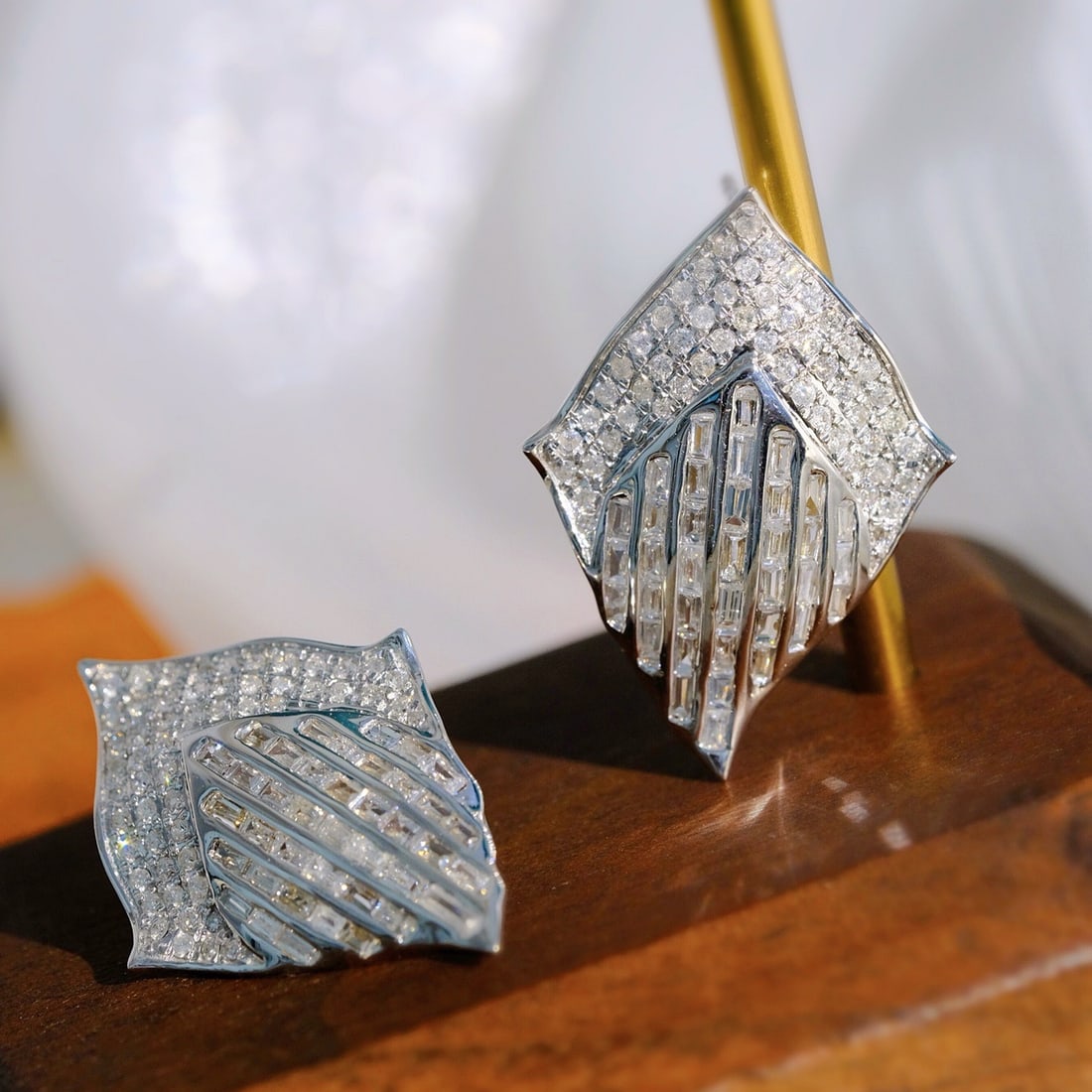 14k Gold 1.84 Ct Natural H Diamond Earrings - 5