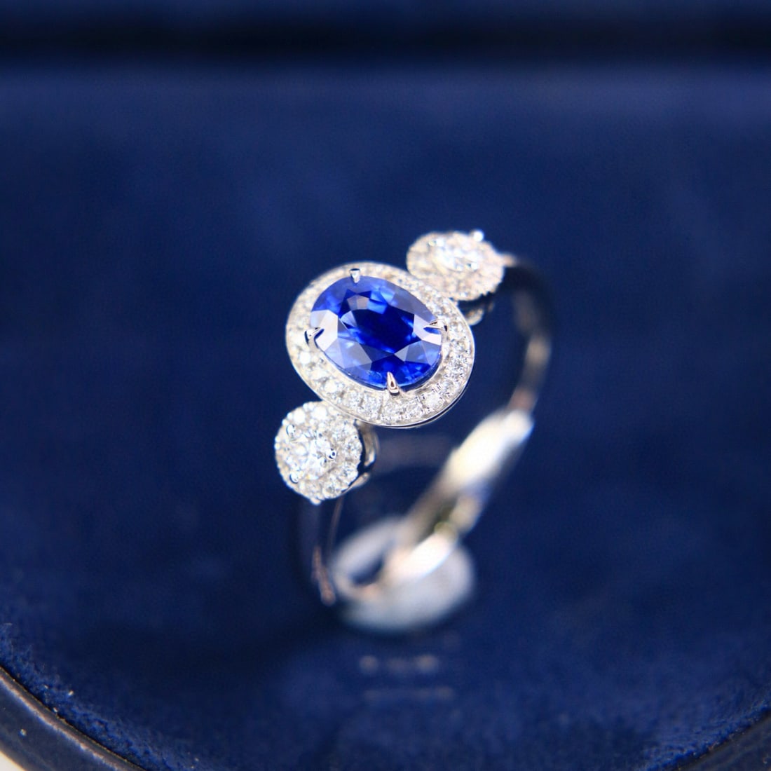 14k Gold 1.36 Ctw Natural Sapphire & Diamond Ring - 4