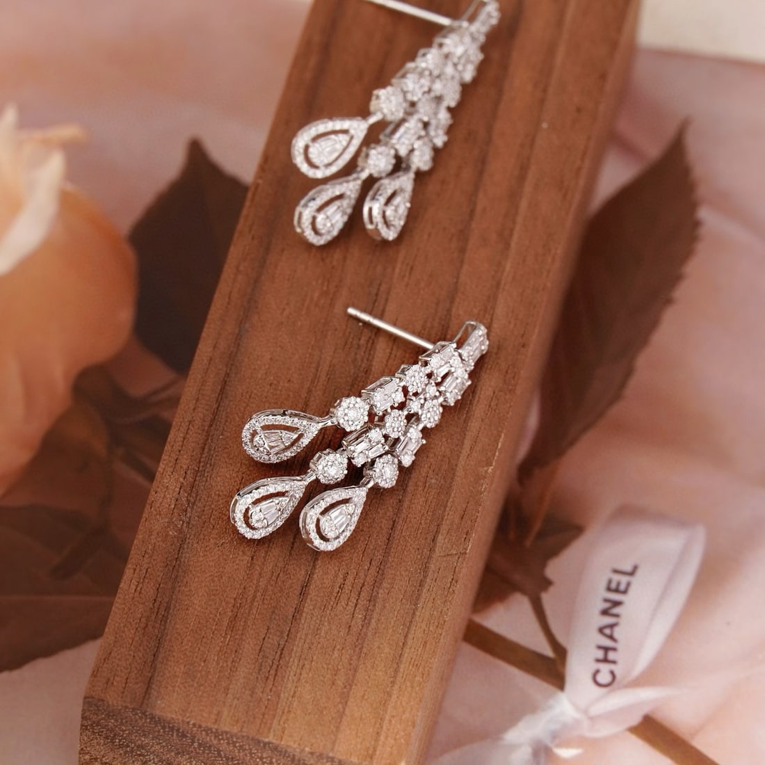 14k Gold 1.4 Ct Natural H Diamond Earrings - 4