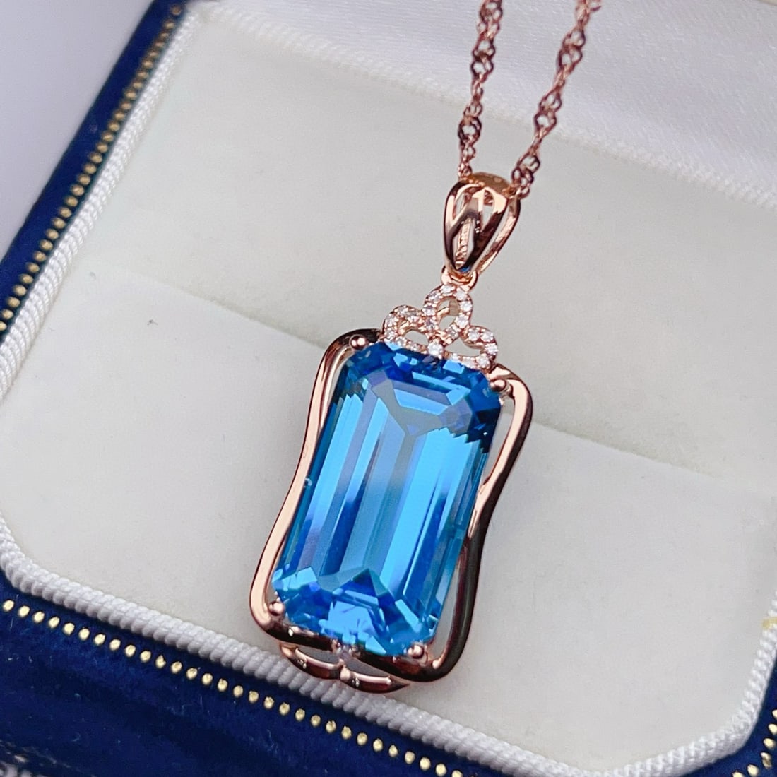 14k Gold 13.16 Ctw Natural Topaz & Diamond Pendant( Without Chain ) - 2