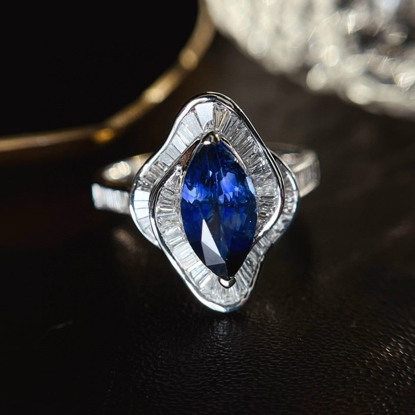 14k Gold 2.00 Ct Vivid Blue Natural Sapphire & Diamond Ring: Ref:230950393 // gold content:14k gold // ring size:7. 25us // // main gemstone:sapphire // shape:marquise // carat weight:2. 00ct // color:vivid blue // treatment:natural // // adjacent gemstone 2 :