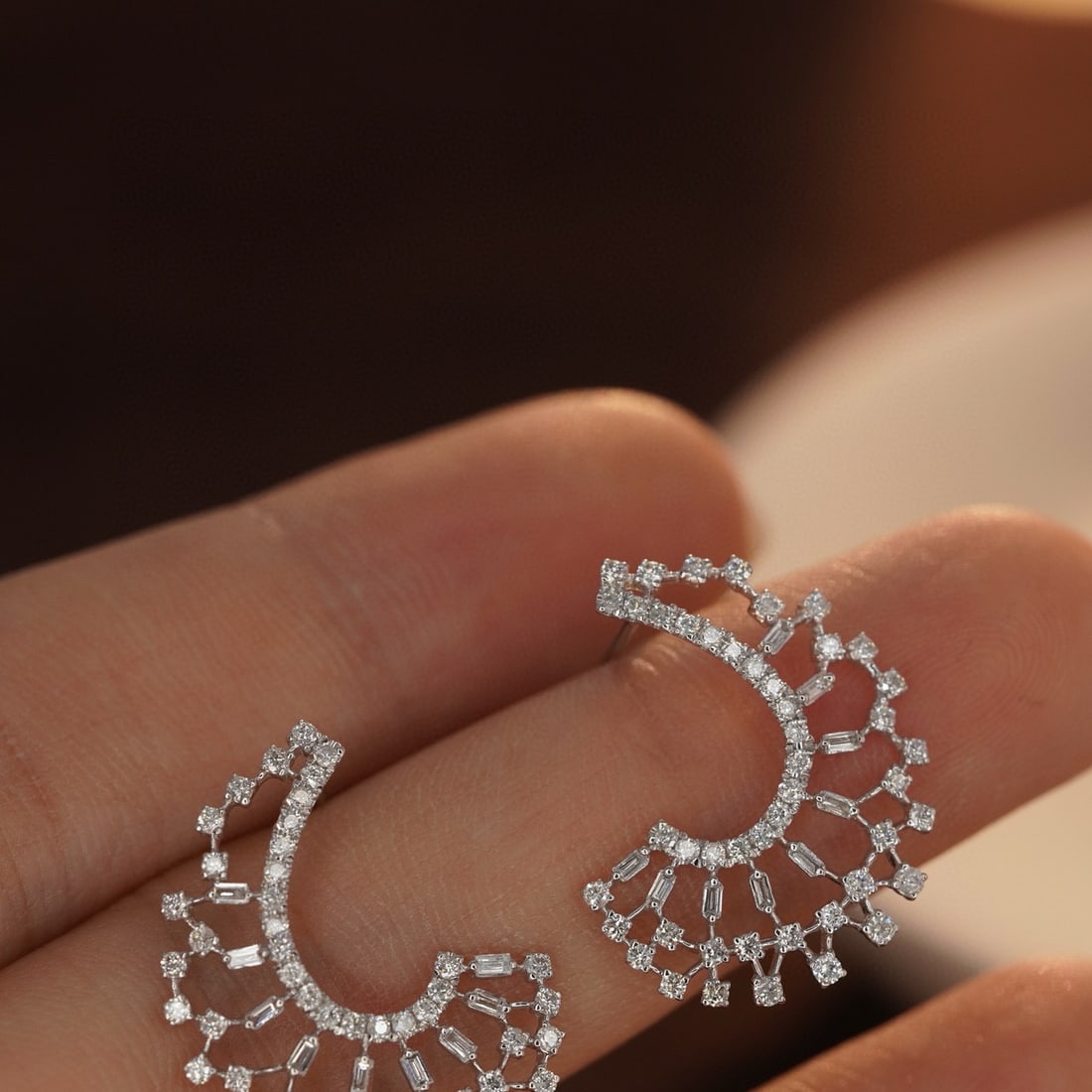 14k Gold 0.86 Ct Natural H Diamond Earrings - 4