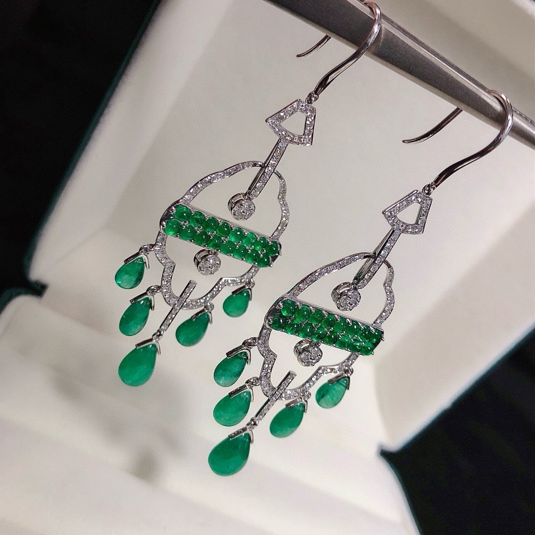 14k Gold 14.17 Ctw Natural Emerald & Diamond Earrings - 5