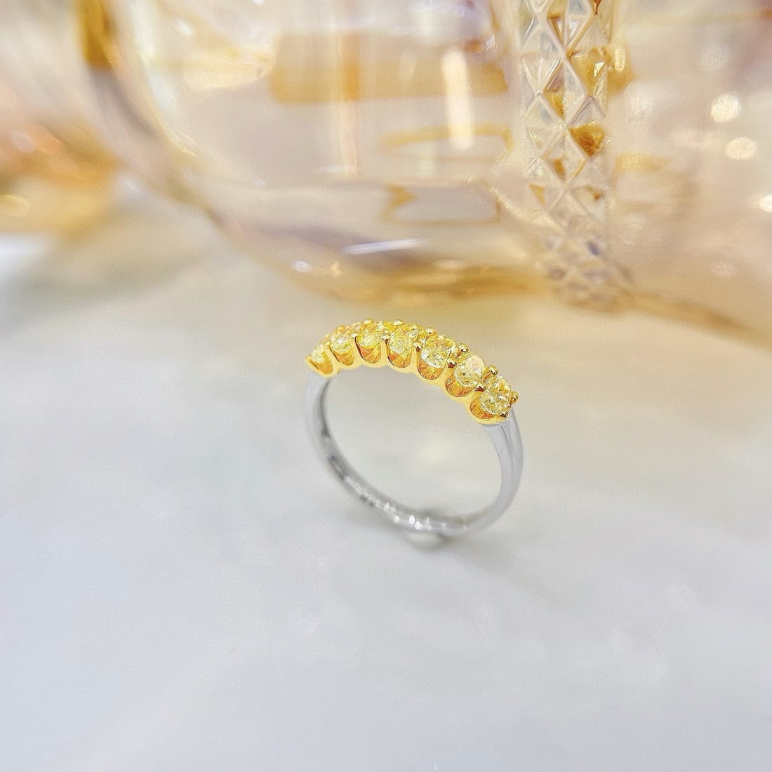 14k Gold 0.65 Ct Natural Yellow Diamond Ring - 3