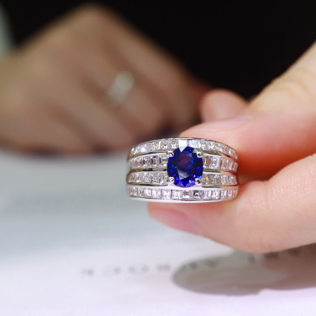 14k Gold 2.94 Ctw Natural Sapphire & Diamond Ring: Ref:230950417 // gold content:14k gold // ring size:7. 25us // // main gemstone:sapphire // shape:oval // carat weight:1. 06ct // color:royal blue // treatment:natural // // adjacent gemstone 2 :