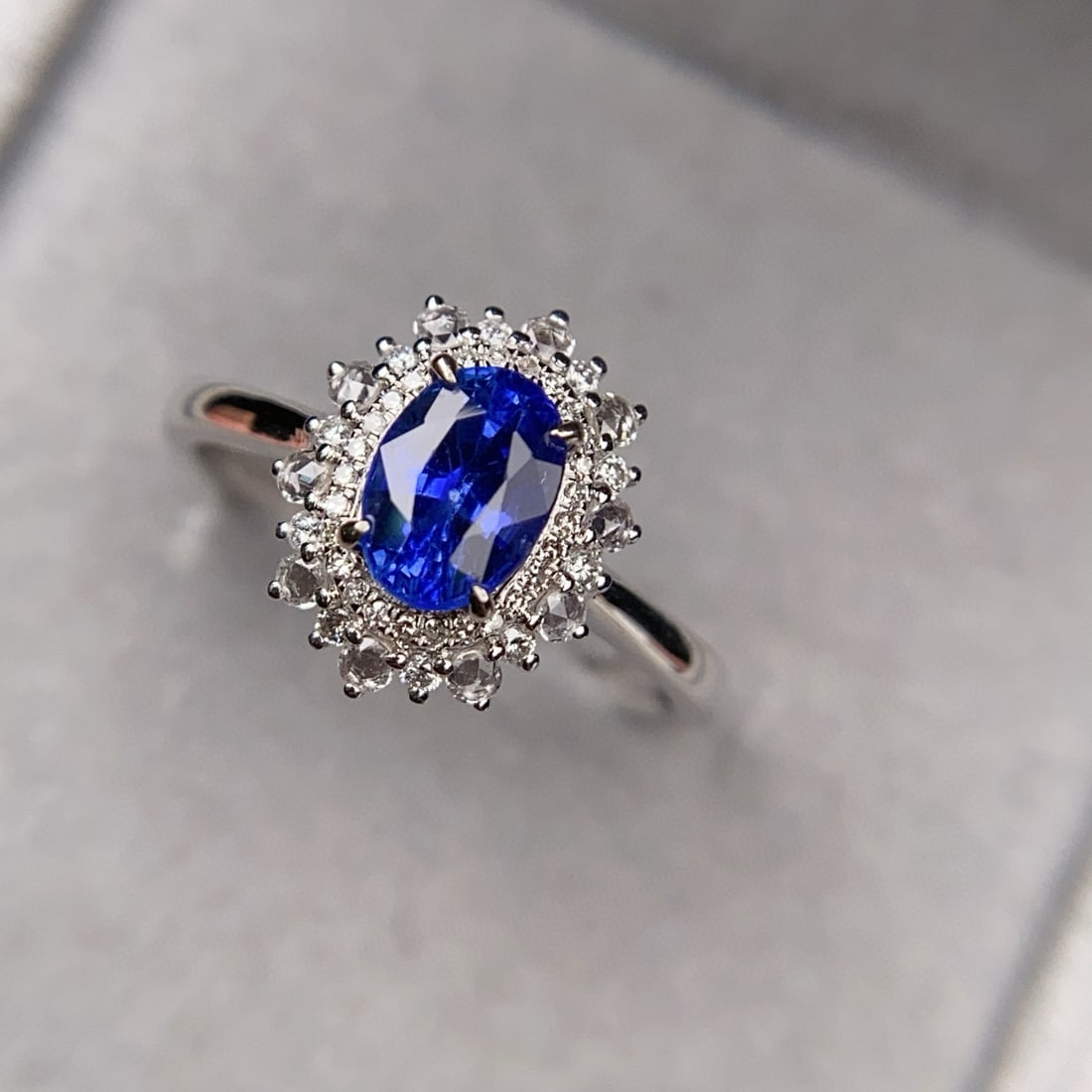 14k Gold 1.2 Ct Natural Sapphire & Diamond Ring - 4