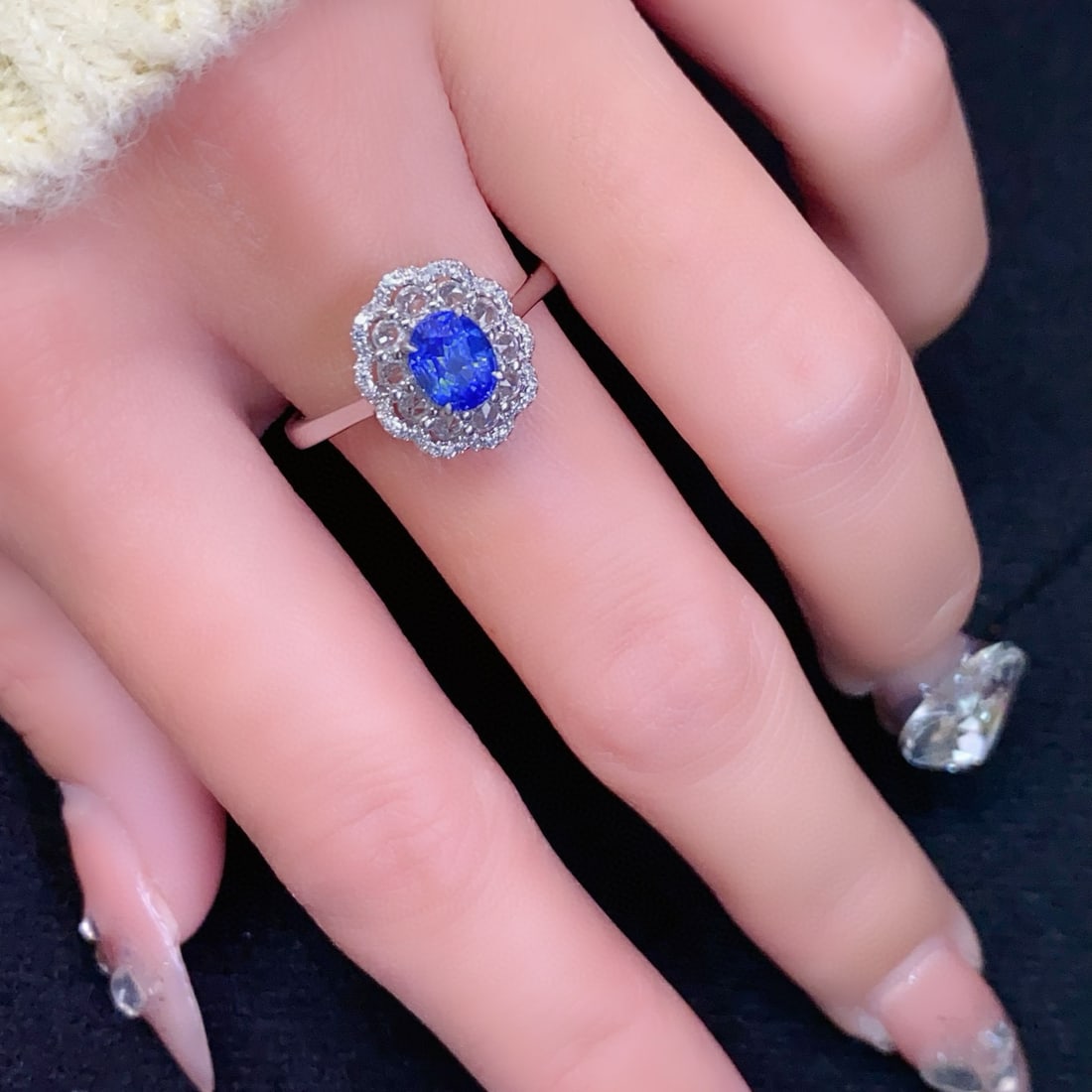 14k Gold 0.8 Ct Natural Sapphire & Diamond Ring - 5