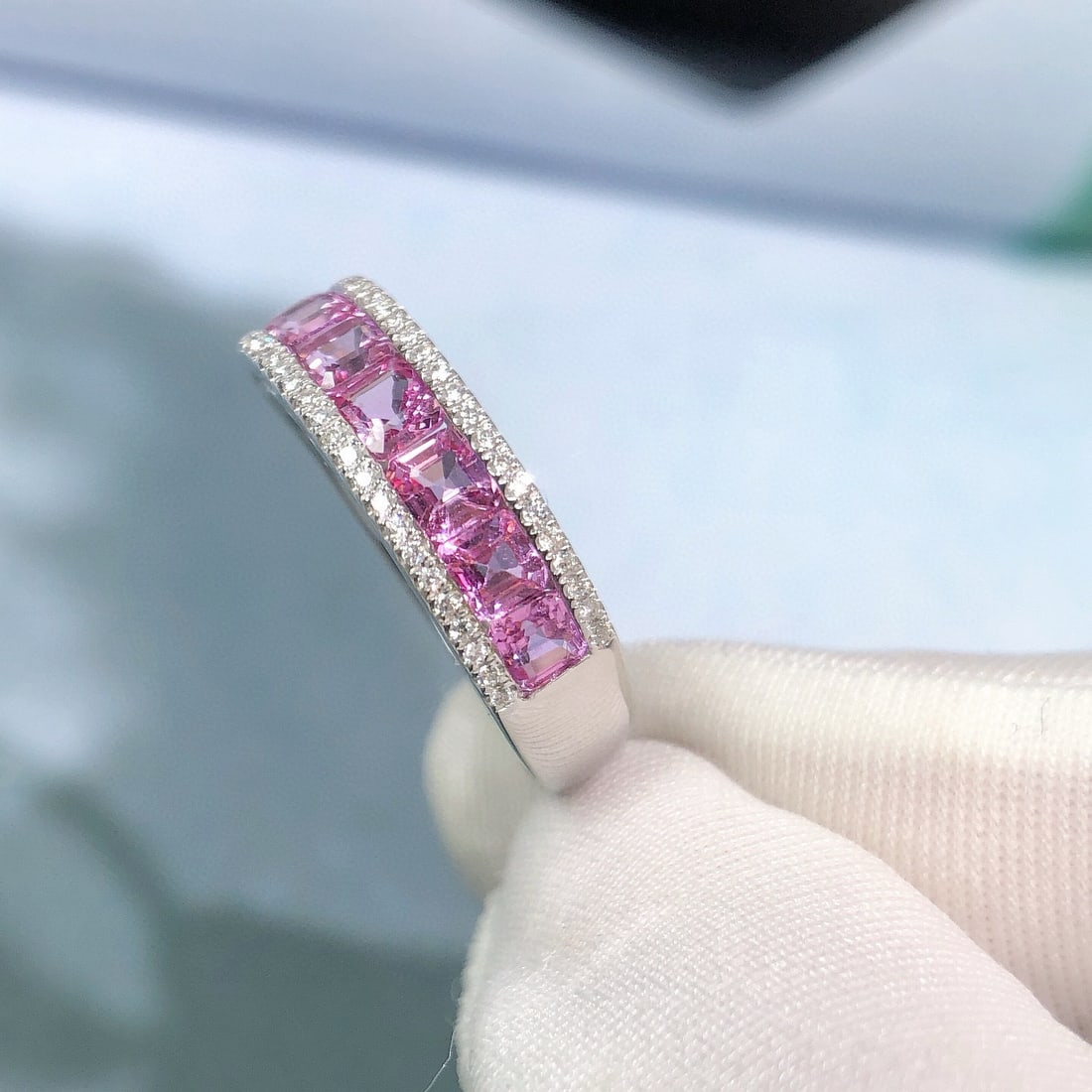 14k Gold 1.53 Ctw Natural Padparadscha Sapphire & Diamond Ring - 4