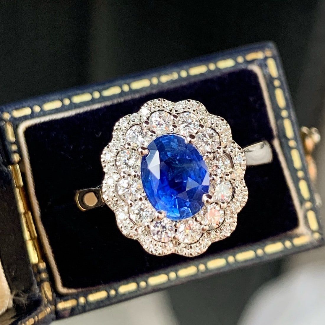 14k Gold 2.16 Ctw Natural Sapphire & Diamond Ring - 7